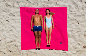ÔBABA XXL: la sábana de playa gigante que no se vuela
