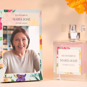 Perfume personalizado para mujer senior
