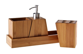 Set de baño de cuatro piezas de bambú | Regalador.com